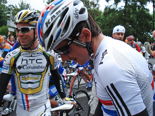 Cavendish and Thomas line up during last year's Tour